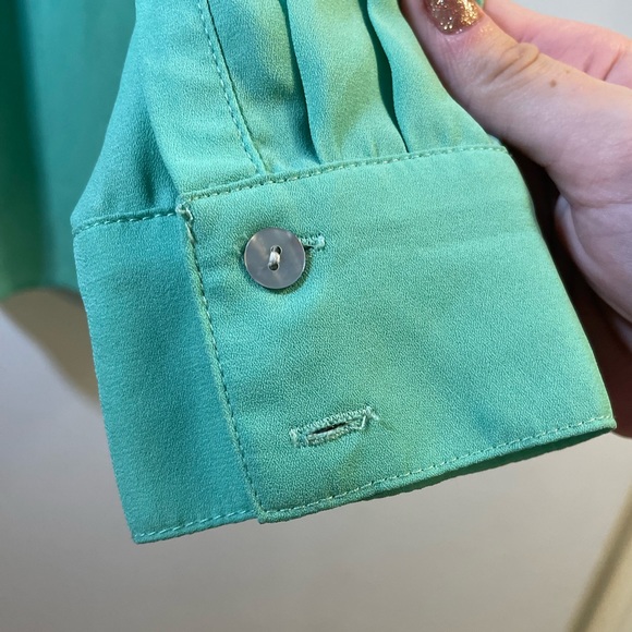 XS Chandi & Lia Button Down Shirt - Picture 3 of 6